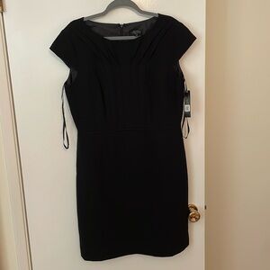 TAHARI ARTHUR S. LEVINE SIMPLE BLACK SHEATH DRESS - SIZE 12 PETITE - NWT